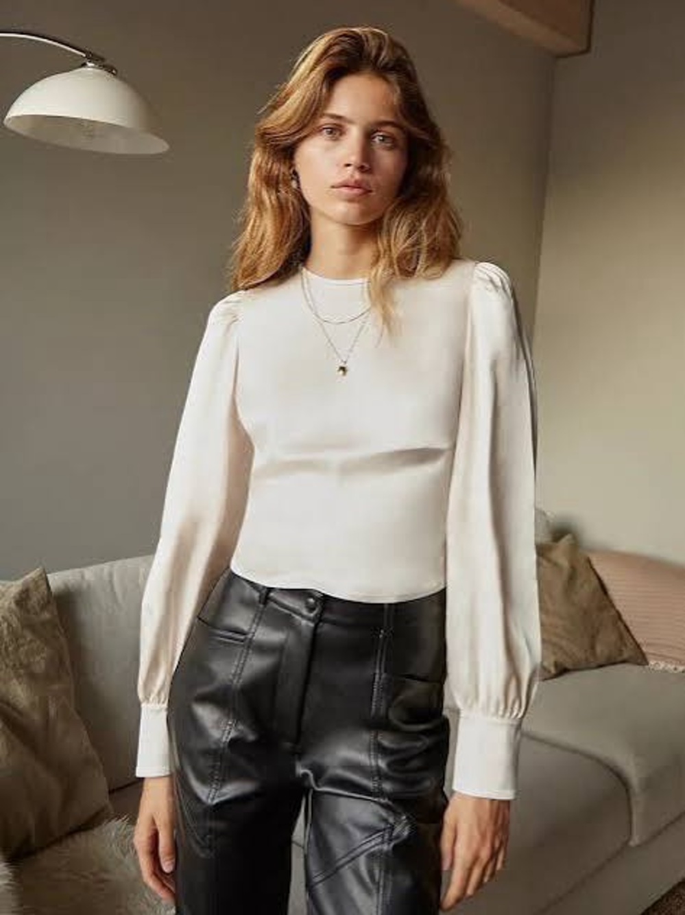 Aritzia Wilfred Long-Sleeve Puff Shoulder Besalu Blouse in Birch